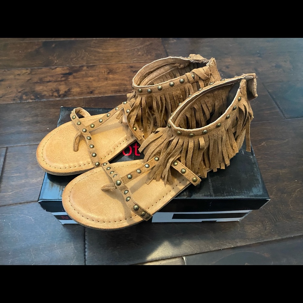 New! Size 8.5